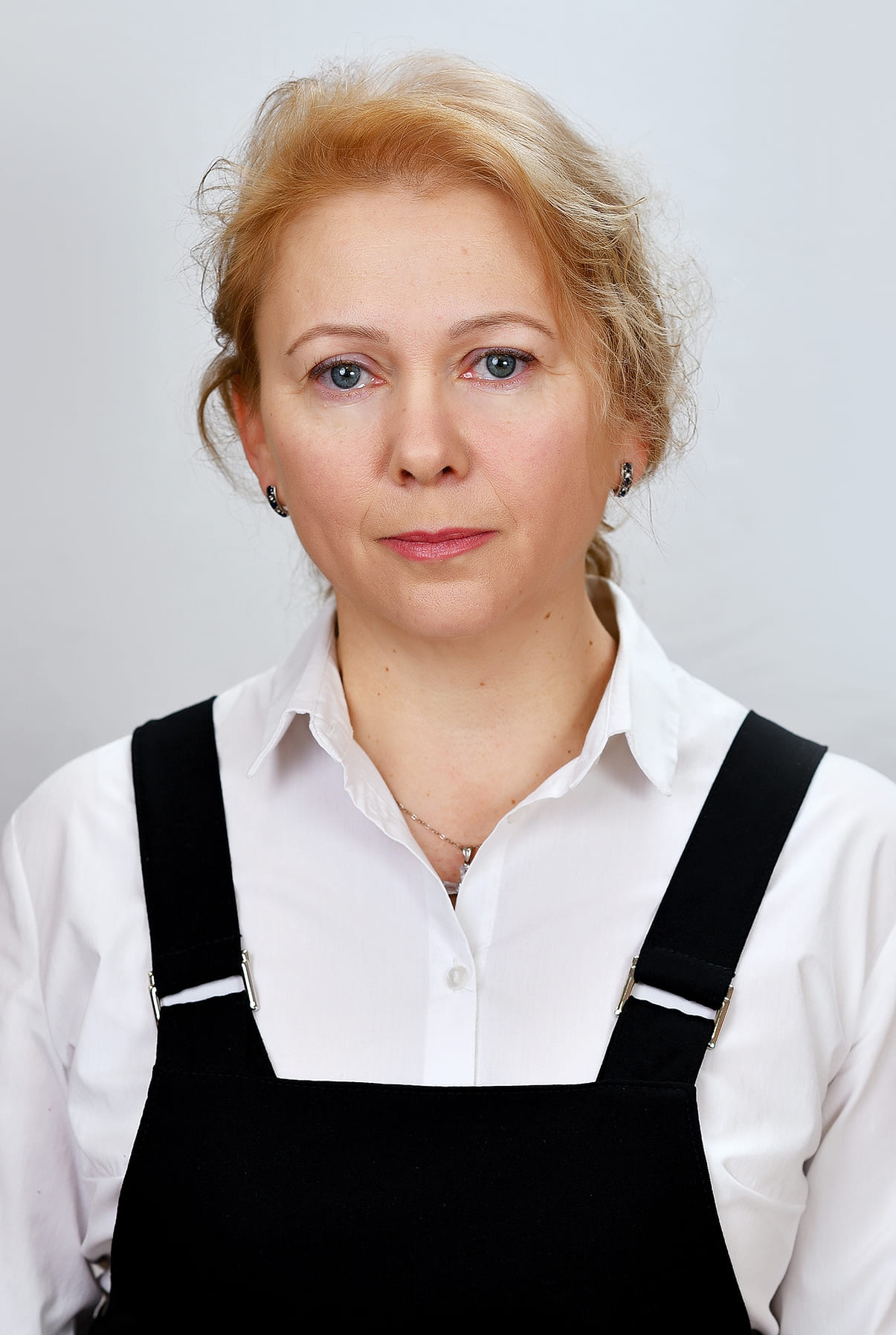 Смекалова Ирина Владимировна.