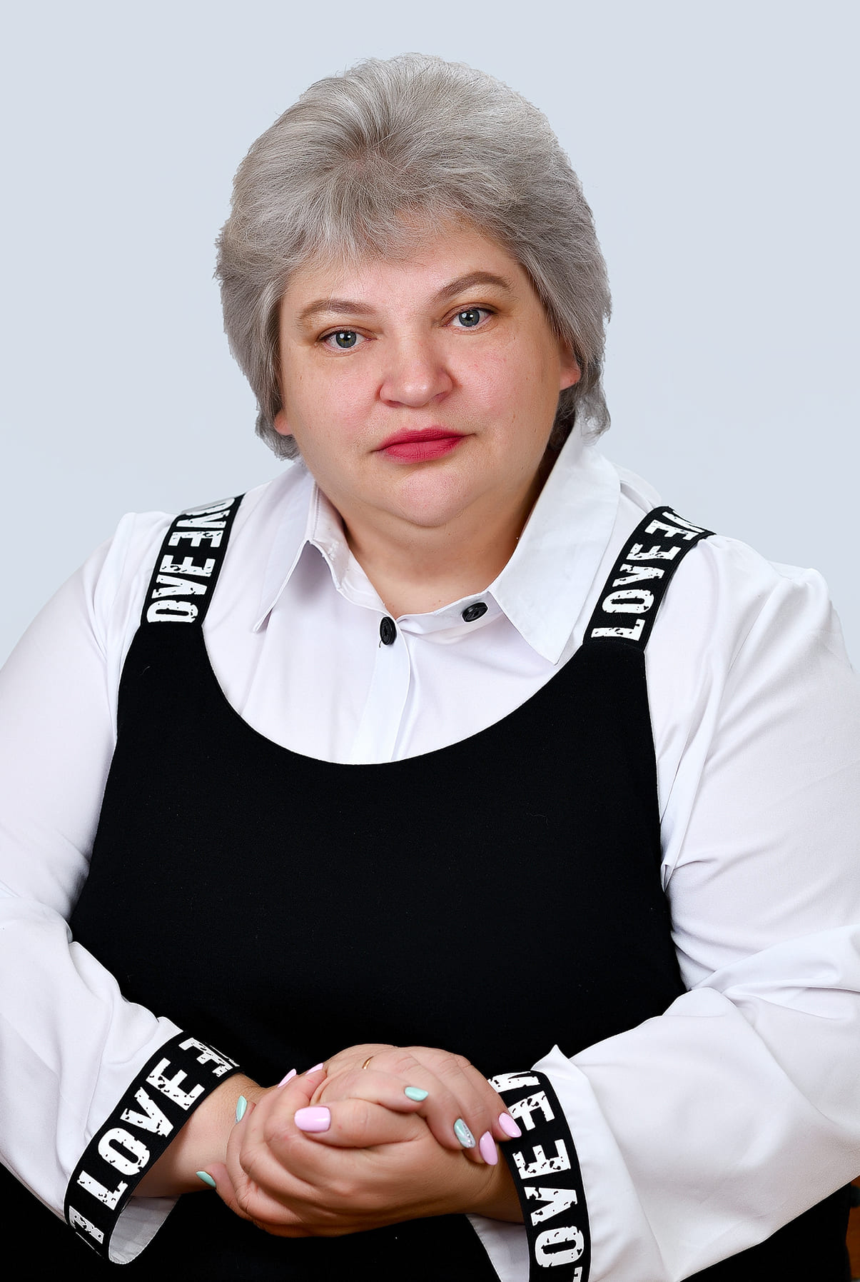 Сухарева Ольга Леонидовна.